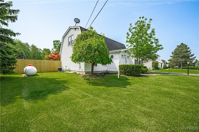 1558 Youngstown Wilson Rd, Porter, NY 14174 - view of side of home featuring a gambrel roof and a shingled roof