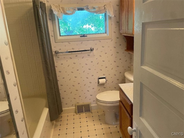 205 Morton St, Syracuse, NY 13204 - bathroom featuring vanity and shower / bath combo with shower curtain
