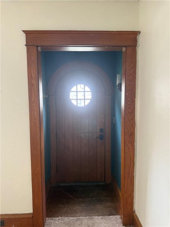 340 Webber Pl, Elmira-City, NY 14901 - doorway with arched walkways
