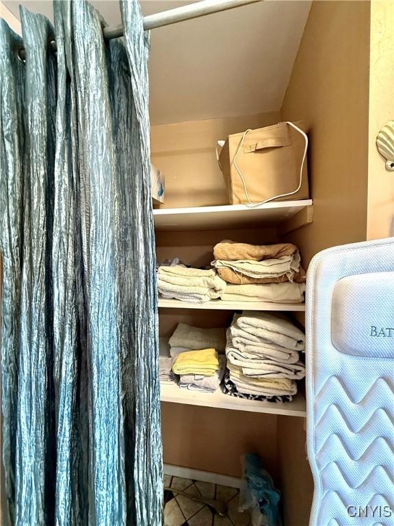 4935 N Jefferson St, Richland, NY 13142 - view of closet