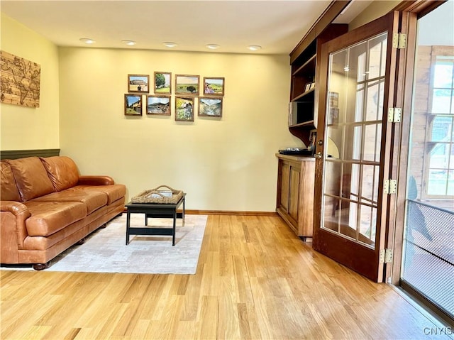 230 Thornton Cir S, Camillus, NY 13031 - living area featuring light wood-type flooring, healthy amount of natural light, and recessed lighting