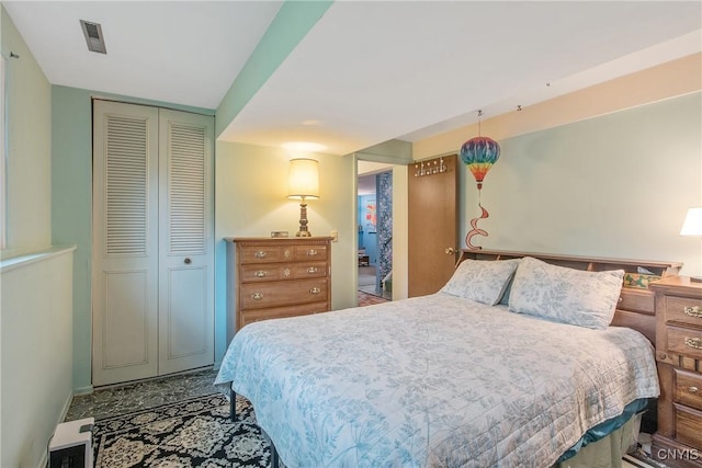 8273 Larkspur Dr, Clay, NY 13027 - bedroom with a closet