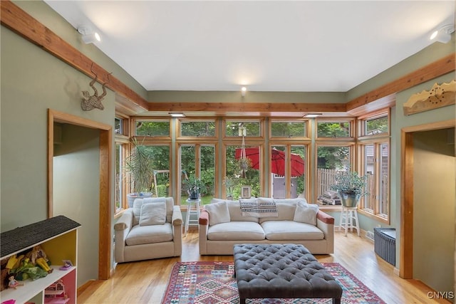135 Strong Ave, Syracuse, NY 13210 - view of sunroom