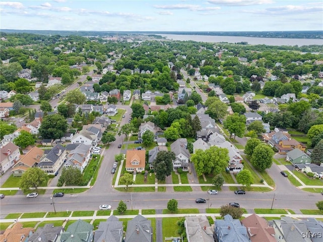 606 Tompkins St, Syracuse, NY 13204 - aerial view of property's location featuring a large body of water and nearby suburban area