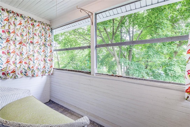 70 Field St, Rochester, NY 14620 - view of sunroom / solarium