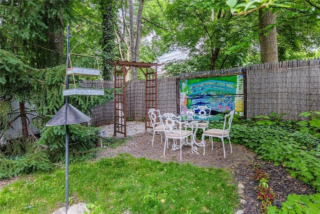 70 Field St, Rochester, NY 14620 - view of yard