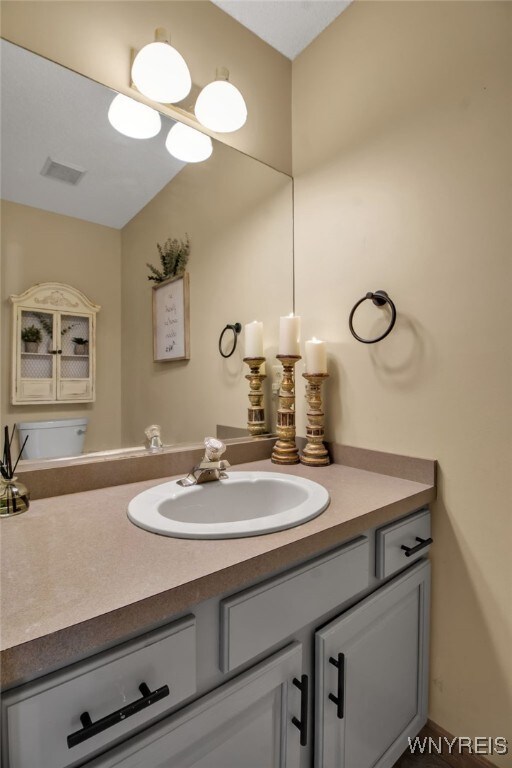197 Shellridge Dr, Amherst, NY 14051 - bathroom with vanity