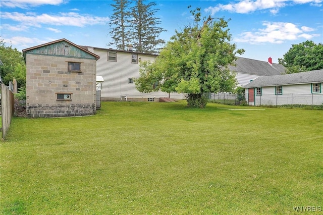 464 Rowley Rd, Cheektowaga, NY 14043 - view of yard