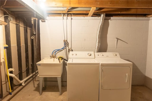 1100 Hatch Rd, Webster, NY 14580 - laundry area with independent washer and dryer