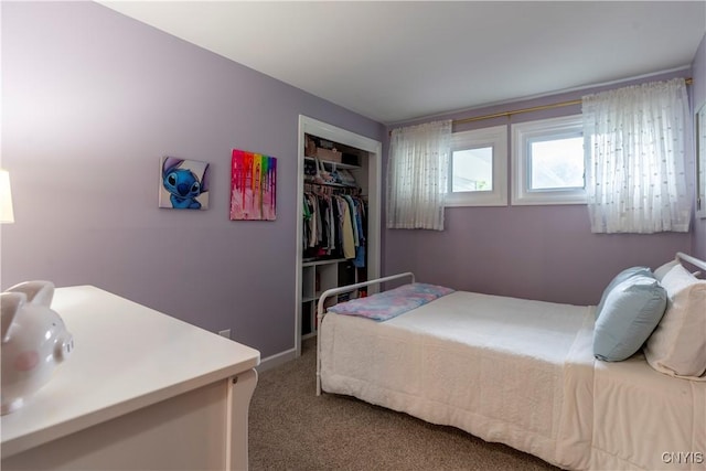 368 Northfield Way, Camillus, NY 13031 - carpeted bedroom featuring a closet and baseboards