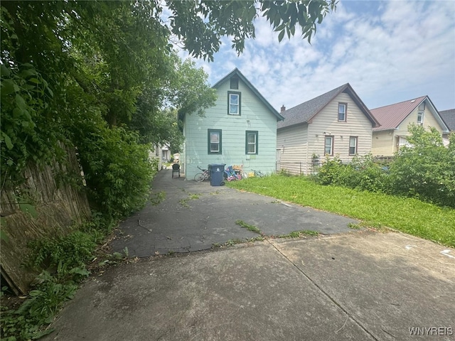 79 Freund St, Buffalo, NY 14215 - back of property