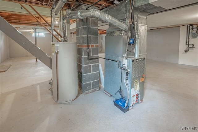 18 Eisenhower Dr, Lockport-City, NY 14094 - utilities featuring gas water heater and heating unit