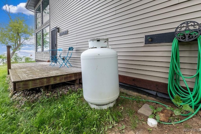 2300 Washington Ave, Wilson, NY 14172 - exterior view of propane tank