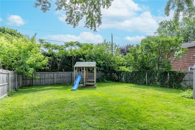 434 Crossfield Rd, Irondequoit, NY 14609 - fenced backyard with a playground