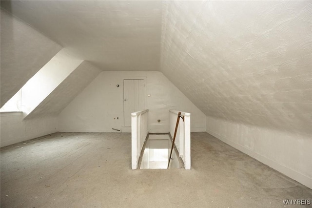 34 Schiller St, Buffalo, NY 14206 - bonus room with lofted ceiling
