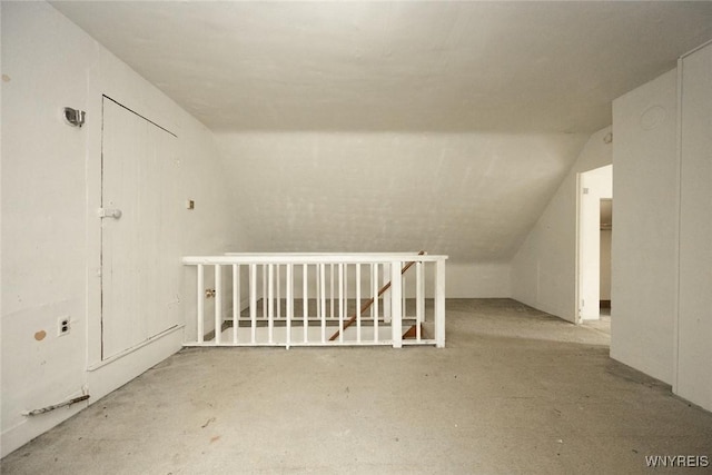34 Schiller St, Buffalo, NY 14206 - bonus room with lofted ceiling