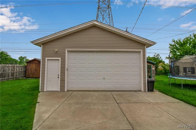 25 Cresthaven Dr, Cheektowaga, NY 14225 - detached garage with a trampoline