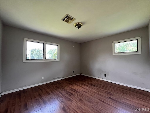 69 Steele Cir, Niagara, NY 14304 - empty room featuring plenty of natural light and wood finished floors