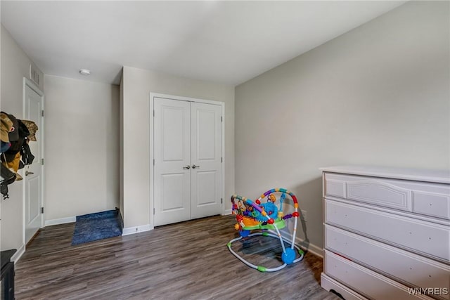 4217 Arthur Ct, Hamburg, NY 14075 - playroom featuring wood finished floors and baseboards