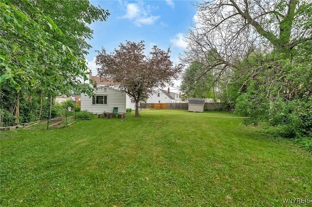 48 Meaford Rd, Cheektowaga, NY 14215 - view of yard with a storage shed