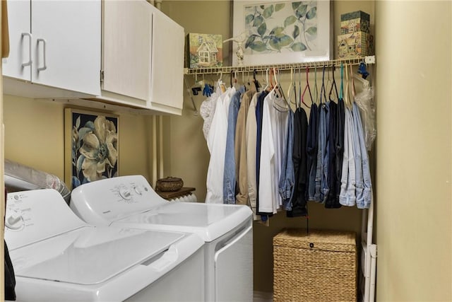 639 Plank Rd, Penfield, NY 14580 - washroom featuring cabinet space and washer and dryer