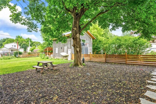 258 E State St, Albion, NY 14411 - view of yard