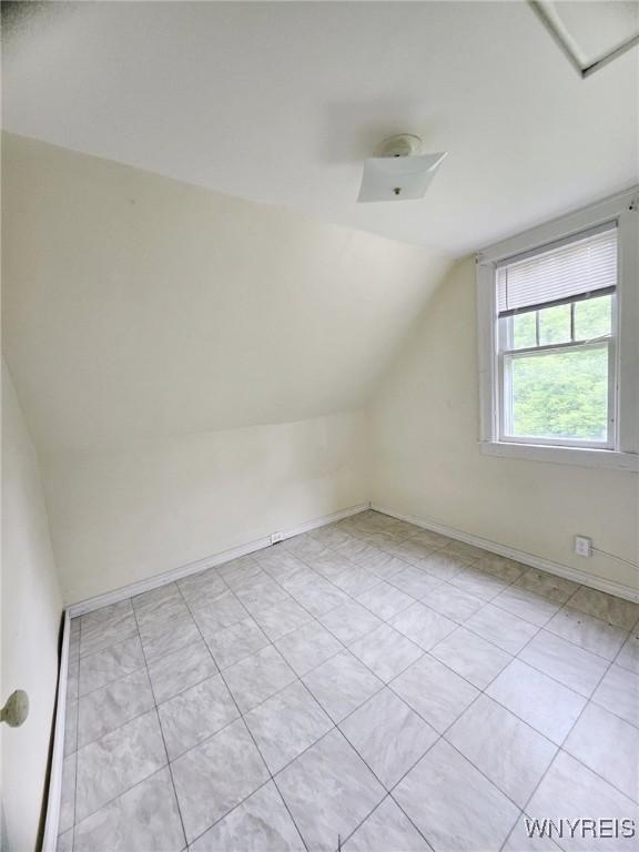 154 Wakefield Ave, Buffalo, NY 14214 - photo 21