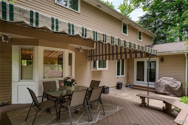 20 Dan Troy Dr, Amherst, NY 14221 - deck with outdoor dining area and a grill