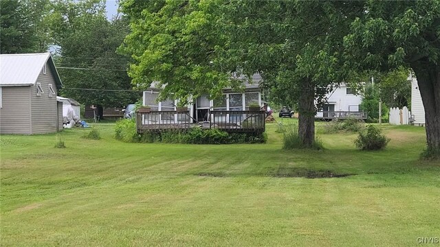 9407 Lakeshore View Rd, Sullivan, NY 13037 - view of grassy yard featuring a wooden deck