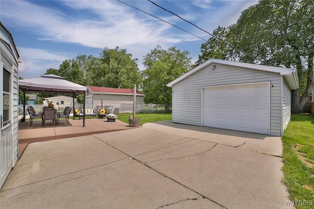 37 Rosary Blvd, Cheektowaga, NY 14225 - detached garage featuring driveway