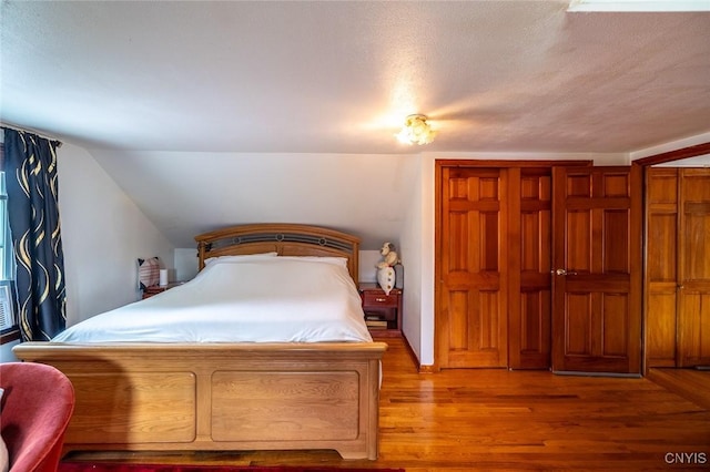 703 Winchester Rd, Dewitt, NY 13057 - bedroom featuring light wood-style floors