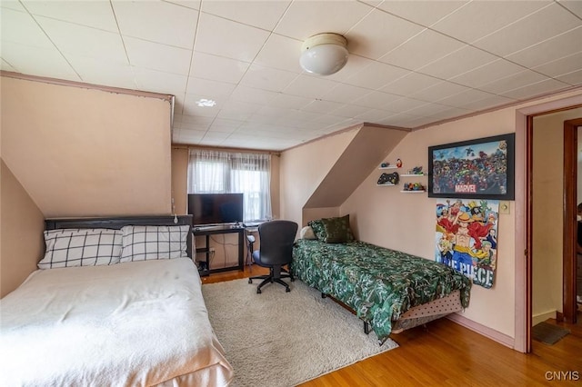 703 Winchester Rd, Dewitt, NY 13057 - bedroom featuring wood finished floors