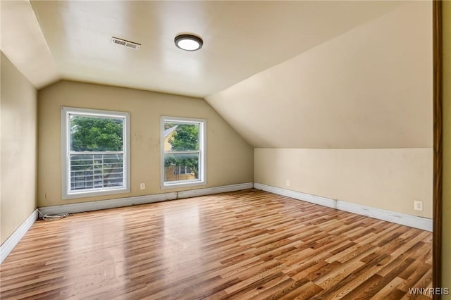 86 Deshler St, Buffalo, NY 14212 - bonus room featuring vaulted ceiling and wood finished floors