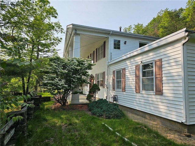 818 Larchmont Cir, Elmira, NY 14905 - rear view of house