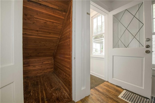 209 Lakeview Ave, Syracuse, NY 13204 - view of closet