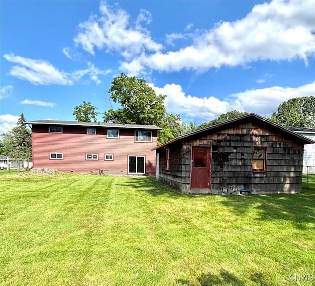 6473 Wembridge Dr, Dewitt, NY 13057 - rear view of property