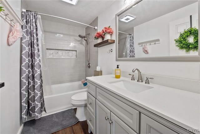 150 E Hawthorne Way, Sullivan, NY 13037 - full bath with vanity, shower / tub combo with curtain, and wood finished floors