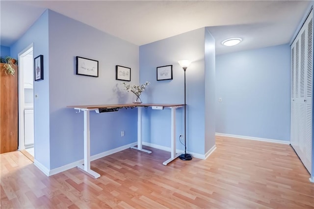 1400 E Ave Unit Un609, Rochester, NY 14610 - corridor featuring light wood-style floors and baseboards