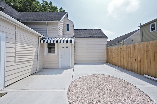 50 Avery Pl, Cheektowaga, NY 14225 - view of garage