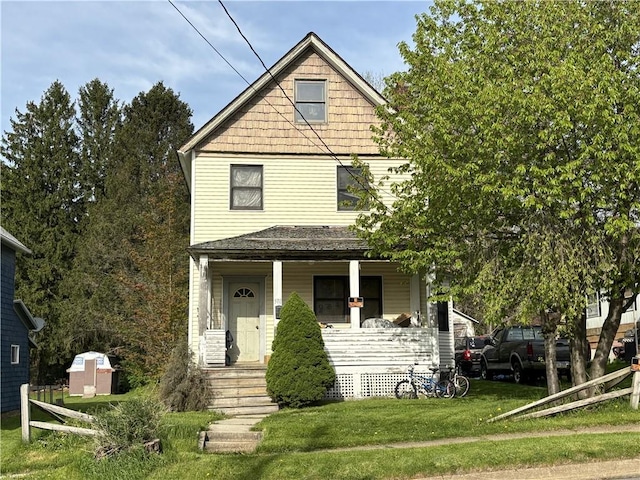516 Hacker St, Kane Boro, PA 16735 - american foursquare style home featuring covered porch and a front lawn