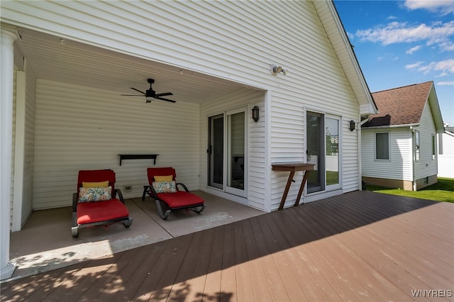 6290 Emily Ct, Clarence, NY 14032 - wooden deck featuring a ceiling fan