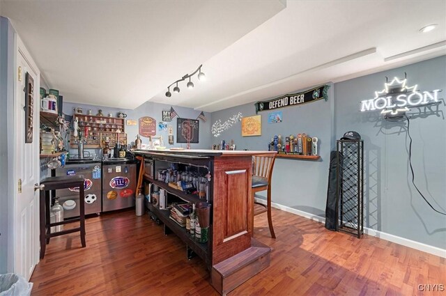 109 Hunt Valley Rd, Oneida-Inside, NY 13421 - indoor dry bar with wood finished floors