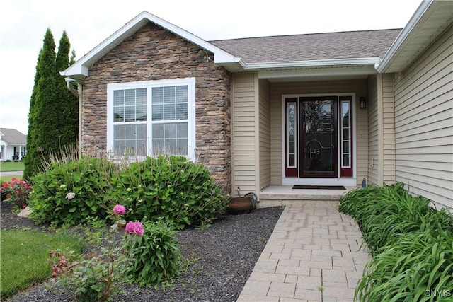 4745 Lynnville, Clay, NY 13041 - entrance to property with stone siding and roof with shingles