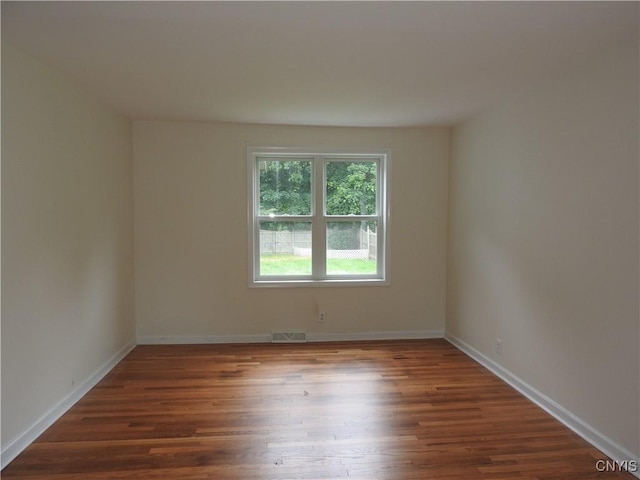 8 Orchard St, Marcellus, NY 13108 - photo 3