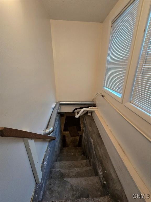 259 Flower Ave W, Watertown-City, NY 13601 - view of staircase