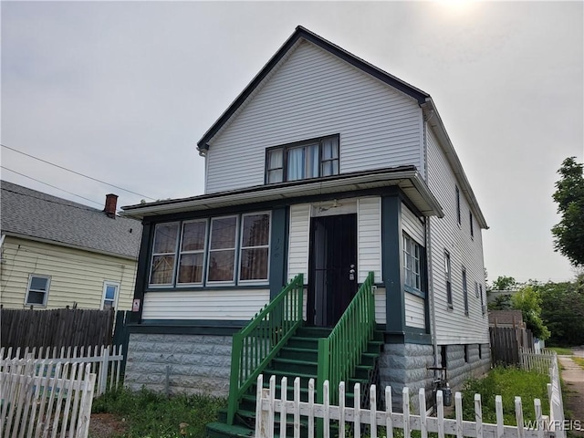196 Kilhoffer St Unit B, Buffalo, NY 14211 - view of front of house with a fenced front yard
