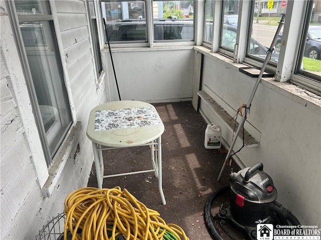 1014 N Union St, Olean-City, NY 14760 - view of sunroom