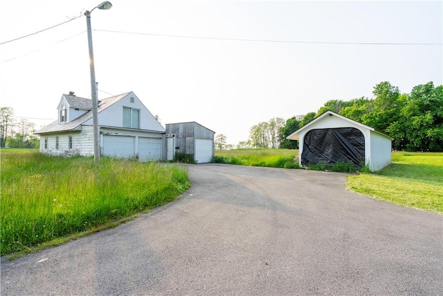 1516 Lake Rd, Webster, NY 14580