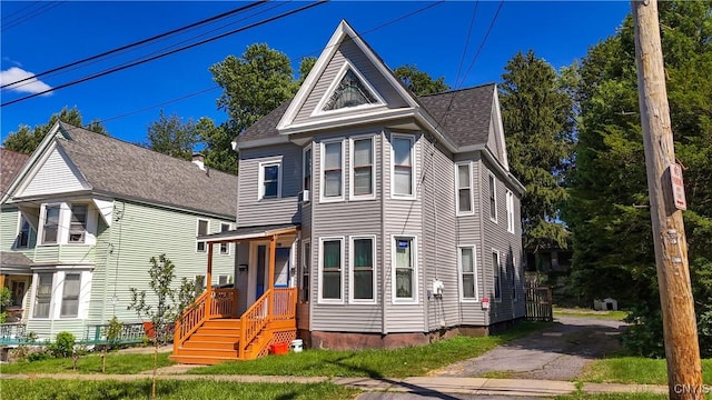 911 Brayton Park Pl, Utica, NY 13502 - photo 1