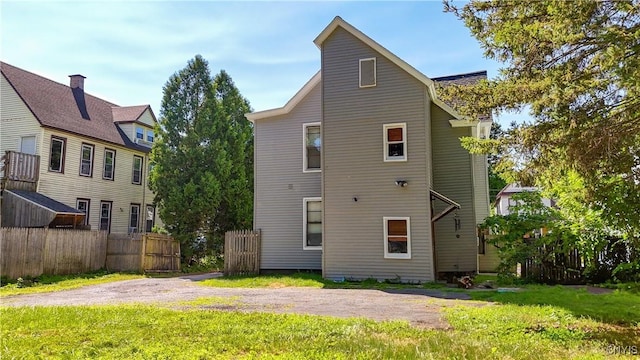 911 Brayton Park Pl, Utica, NY 13502 - photo 6